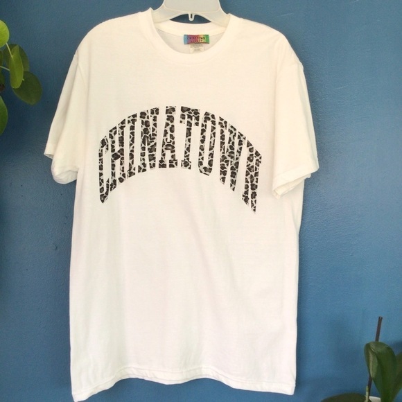 Other - Chinatown White T-shirt Size modicum